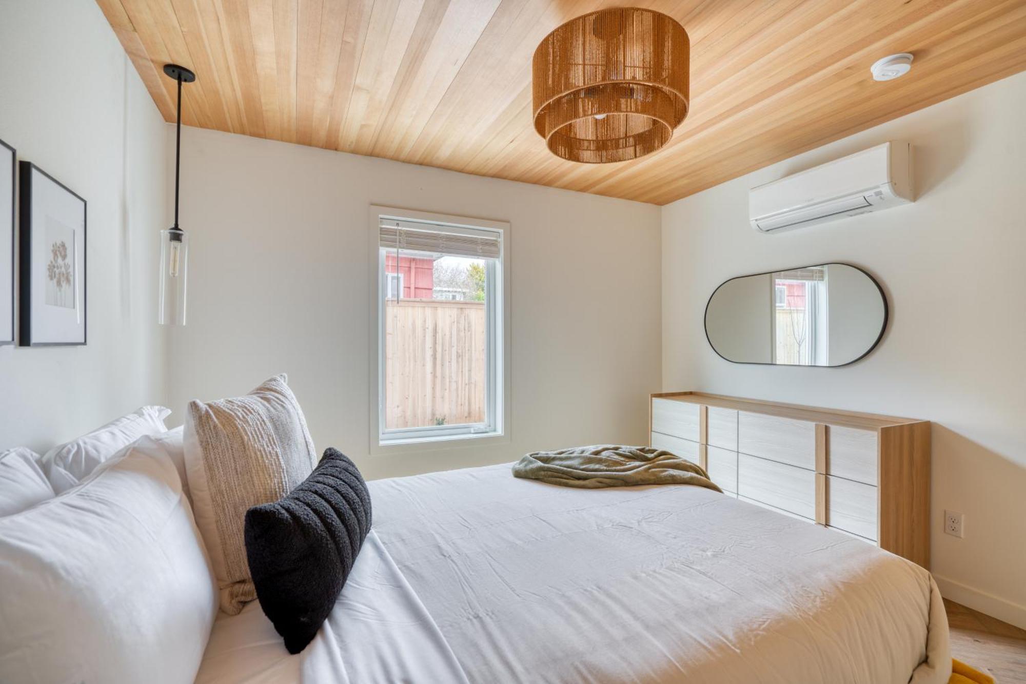 Alberta Arts District Hideaway- Stylish Townhome * Portland